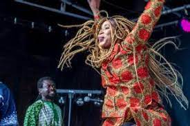 Cours de danses Guinée avec Fadima Kante au Collège Saint-Servais de Liège