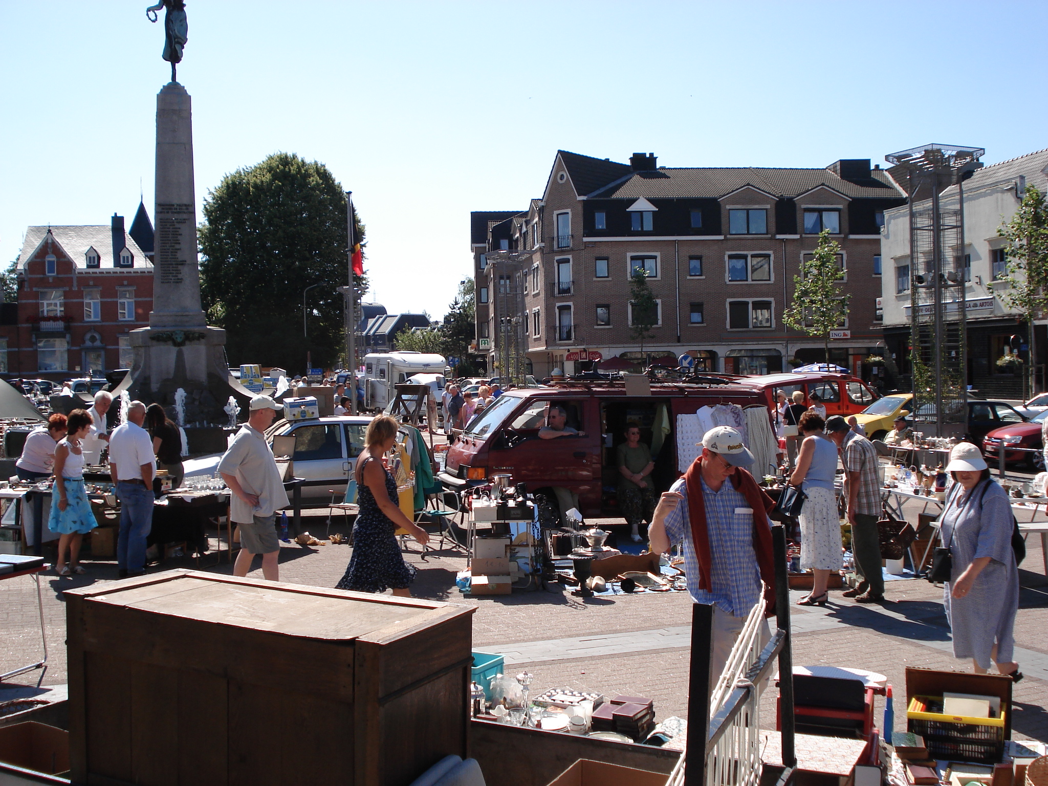 Marché aux puces de Welkenraedt