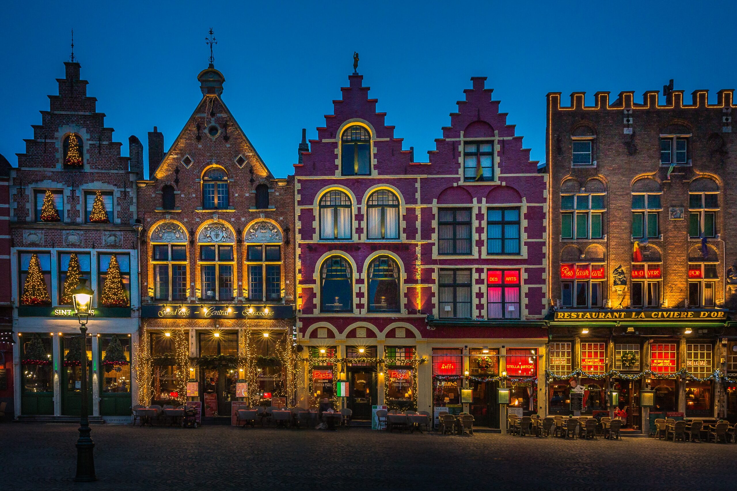 Visite de Bruges avec ses multiples ruelles et son Histoire