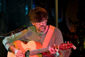 Nicolas Gaul (B) guitare folk au Blues-Sphère Bar